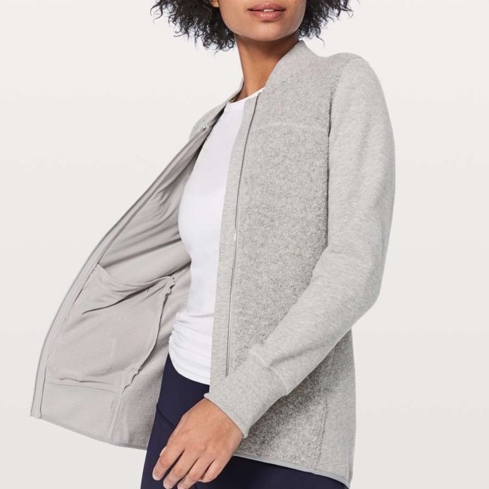 Lululemon stand out sherpa jacket in gray